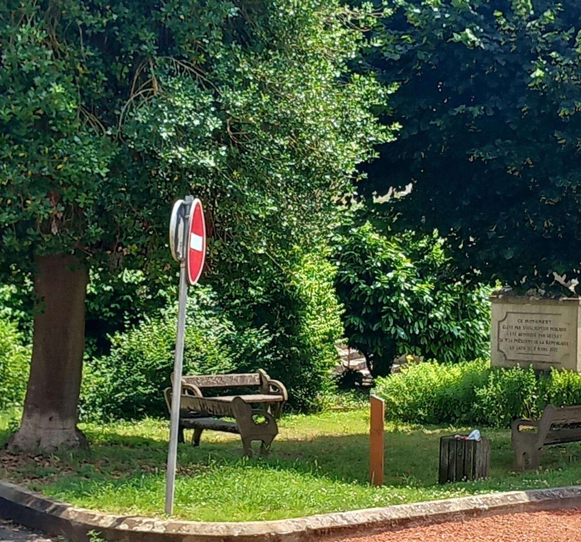 Jls'Tudios " U Sognu" Apartment Cosne-Cours-Sur-Loire ภายนอก รูปภาพ