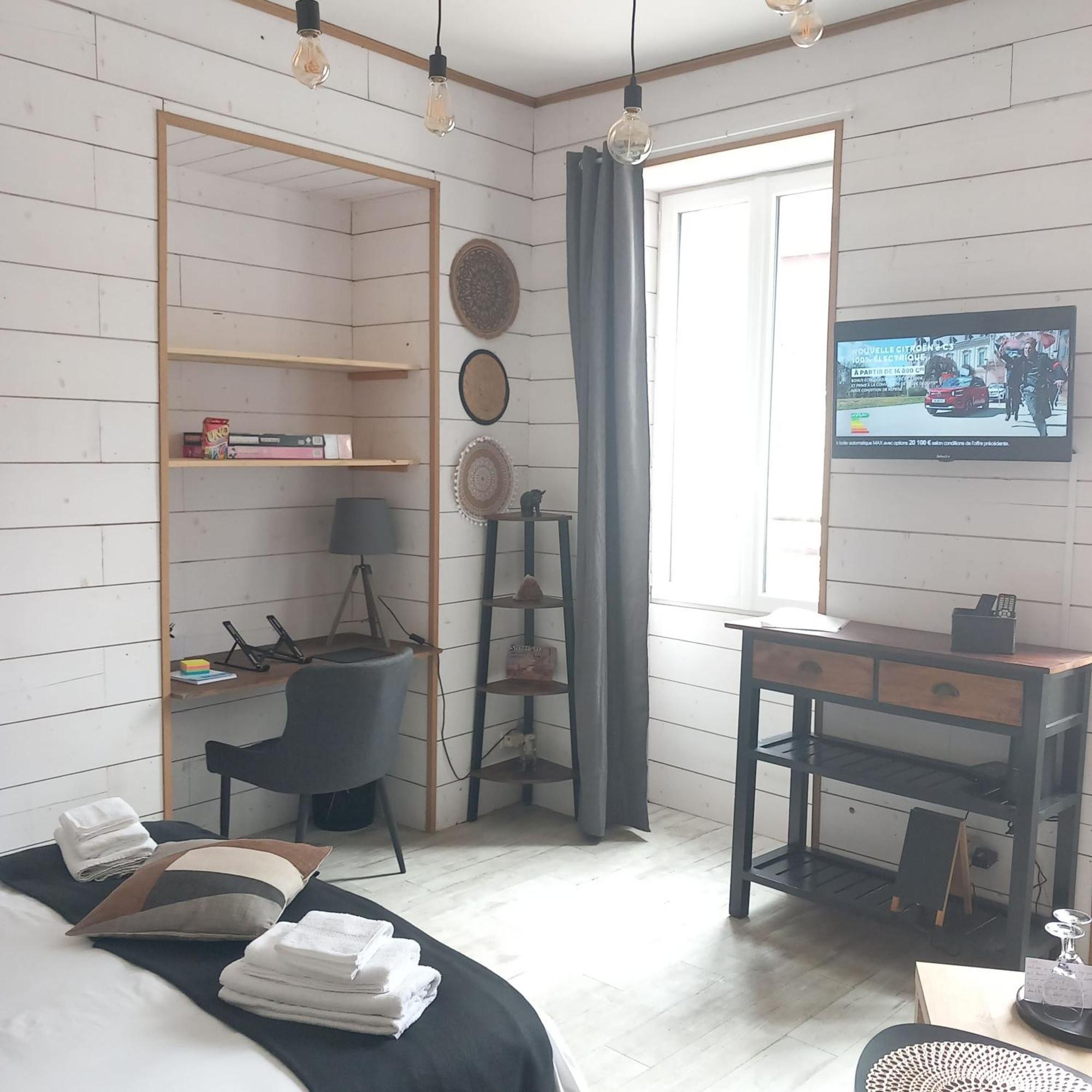 Jls'Tudios " U Sognu" Apartment Cosne-Cours-Sur-Loire ภายนอก รูปภาพ