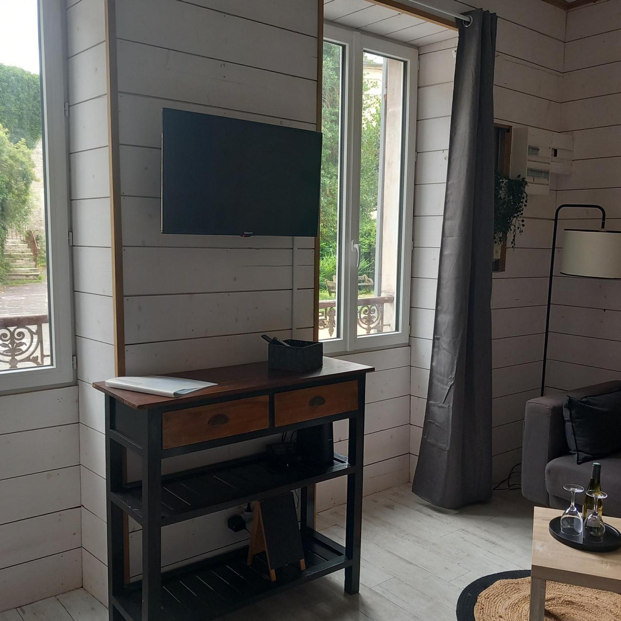 Jls'Tudios " U Sognu" Apartment Cosne-Cours-Sur-Loire ภายนอก รูปภาพ